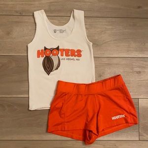 NEW XXS Hooters Uniform (white tank orange shorts)